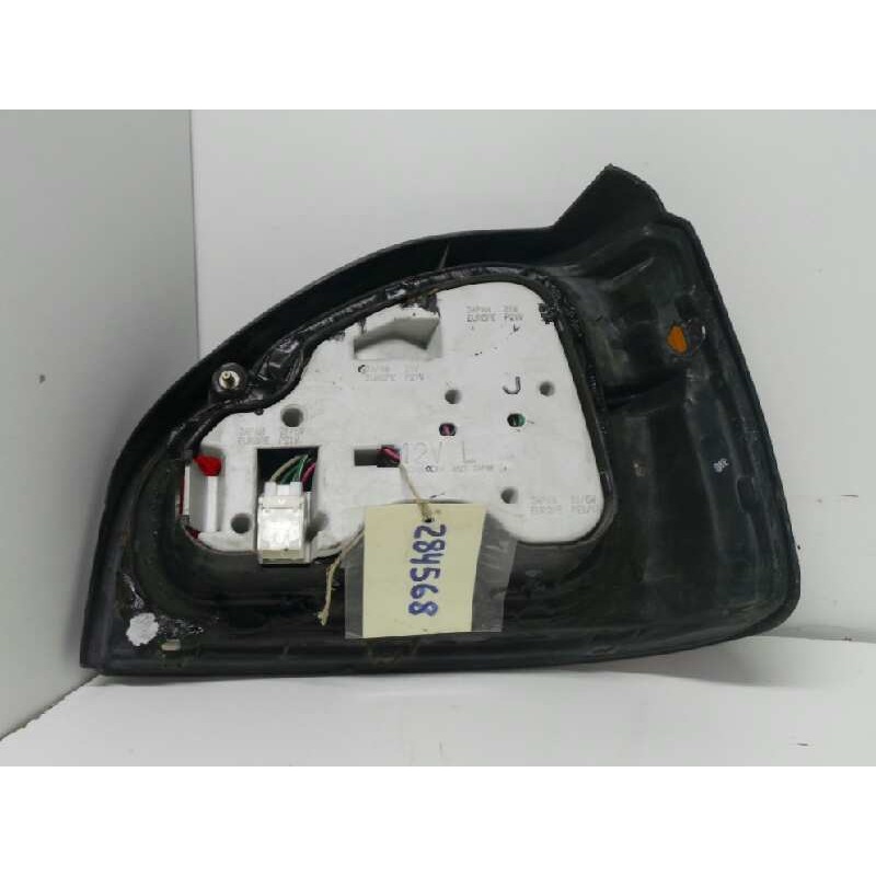 Recambio de piloto trasero izquierdo para nissan sunny berlina (n14) referencia OEM IAM   3 PUERTAS
