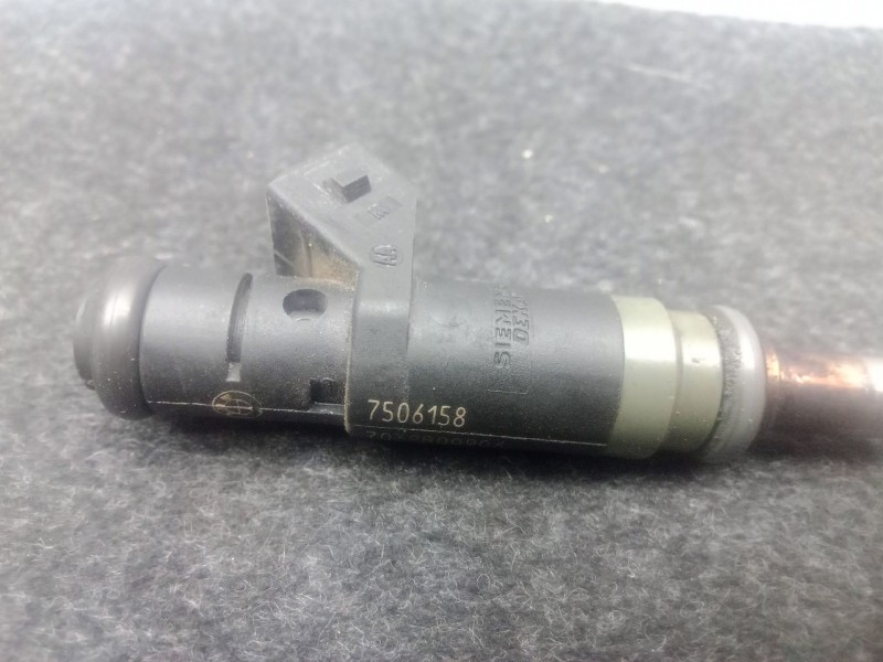 Recambio de inyector para bmw x3 (e83) 2.0 i referencia OEM IAM 7506158  