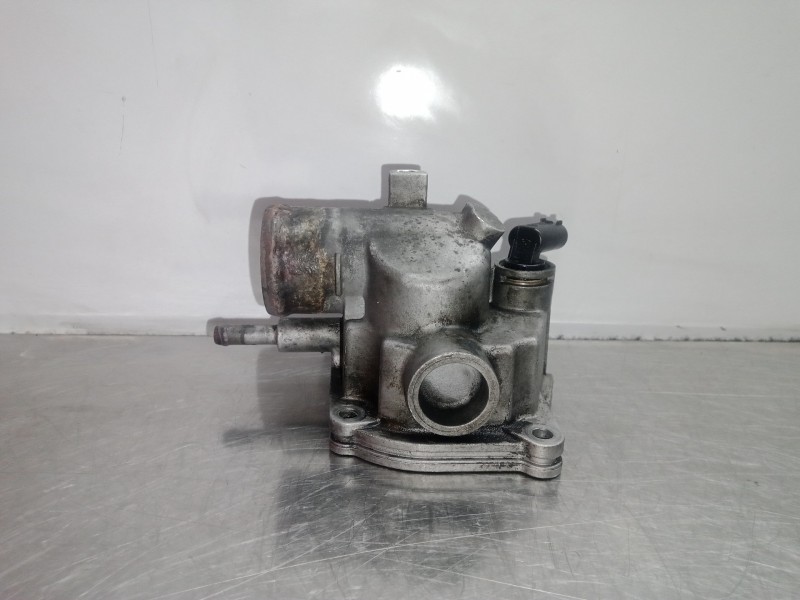Recambio de termostato para mercedes-benz vito (w638) caja cerrada 2.2 16v cdi turbodiesel cat referencia OEM IAM A6112031975  
