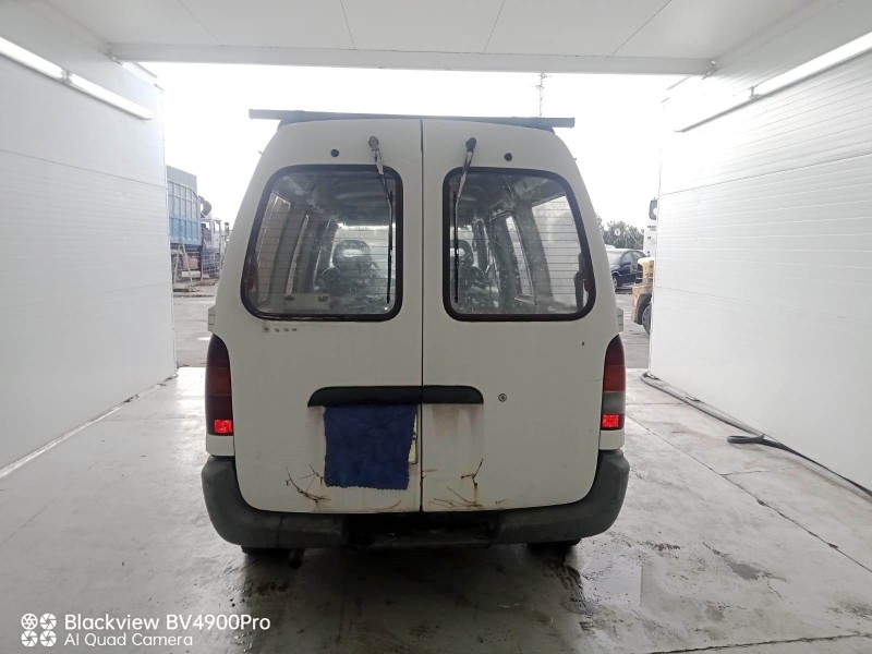 nissan vanette cargo furgoneta (hc 23) del año 2001