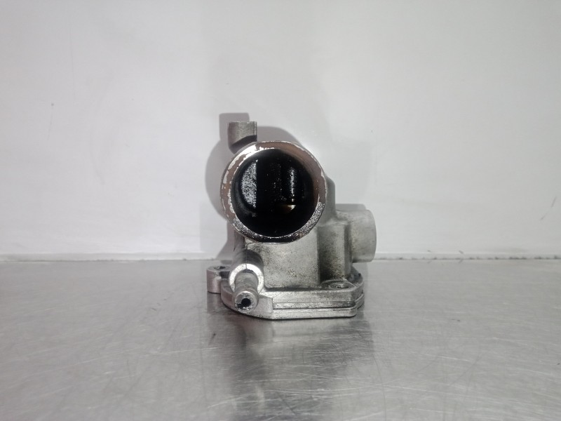 Recambio de termostato para mercedes-benz vito (w638) caja cerrada 2.2 16v cdi turbodiesel cat referencia OEM IAM A6112031975  
