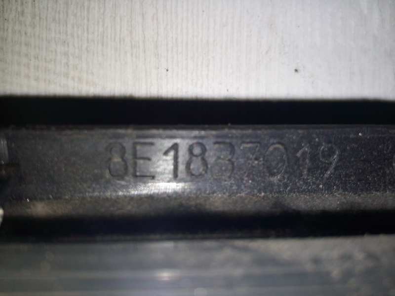 Recambio de maneta interior delantera izquierda para seat exeo berlina (3r2) 2.0 tdi referencia OEM IAM 8E1837019  