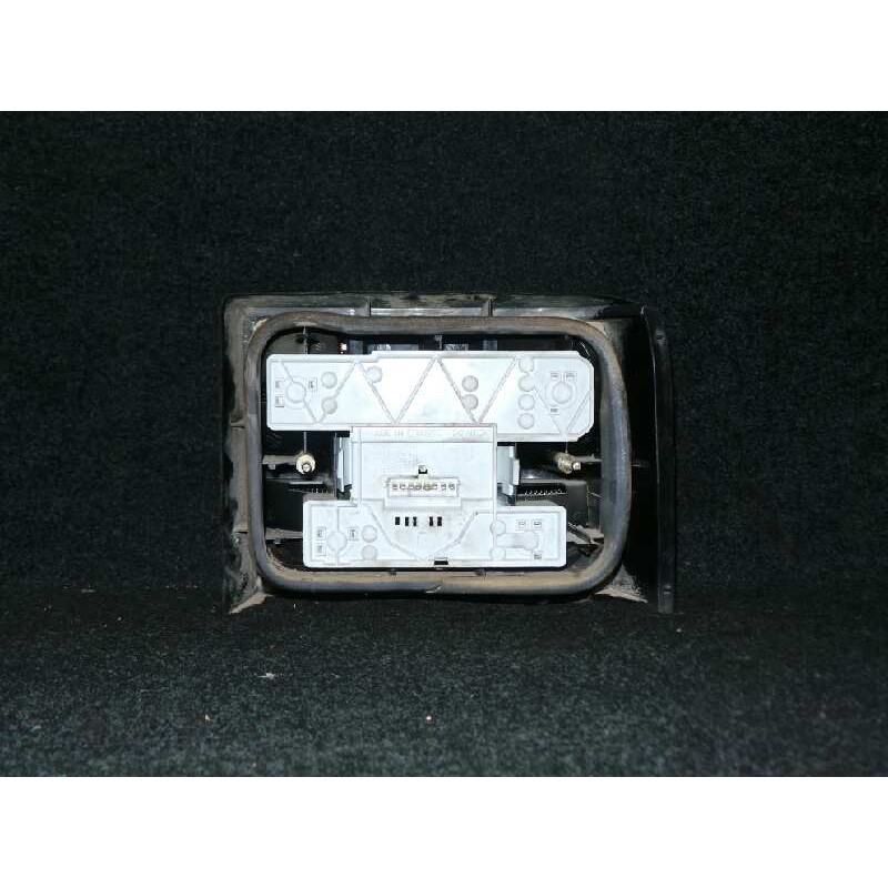 Recambio de piloto trasero izquierdo para renault 19 1.4 referencia OEM IAM  19. - 5.PUERTAS 1.SERIE - AHUMADO