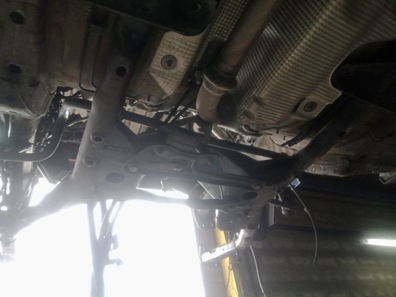 Recambio de puente delantero para mini mini countryman (r60) one d referencia OEM IAM 31119807744  