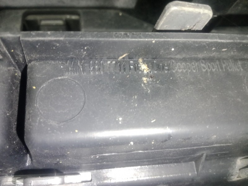 Recambio de rejilla paragolpes central para mini mini countryman (r60) one d referencia OEM IAM 9807711  