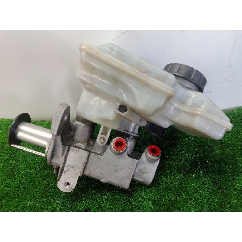 Recambio de bomba freno para volkswagen golf vii lim. 1.6 tdi dpf referencia OEM IAM 5Q11611301-32668423  