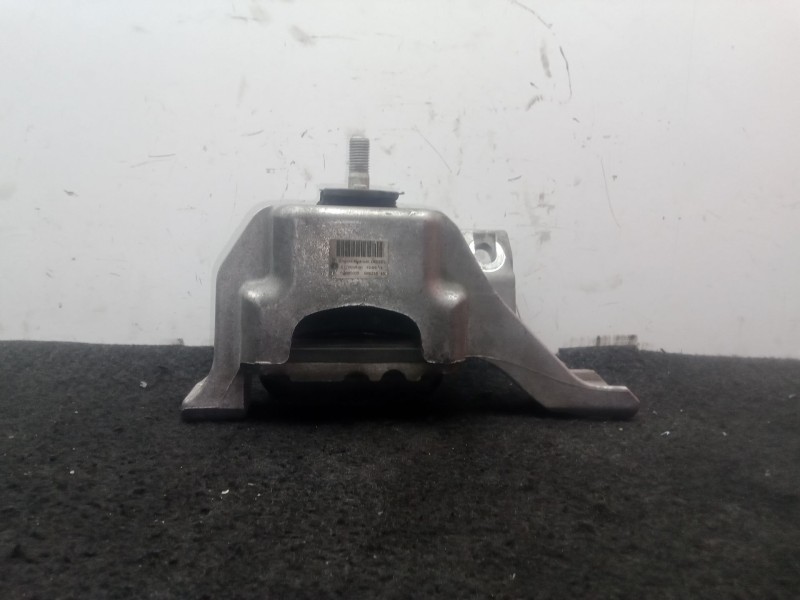 Recambio de soporte motor derecho para mini mini countryman (r60) one d referencia OEM IAM 677980501  