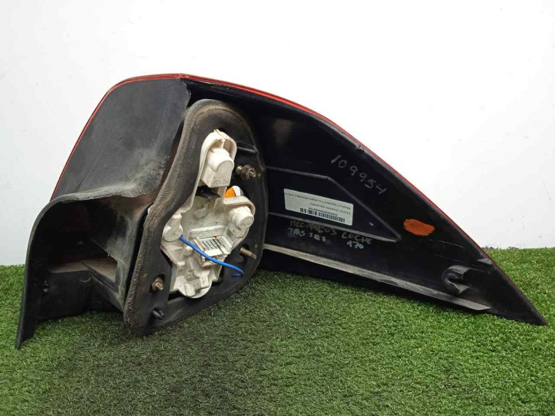 Recambio de piloto trasero izquierdo para renault megane ii classic berlina 1.9 dci diesel referencia OEM IAM SINREFERENCIA 02-0