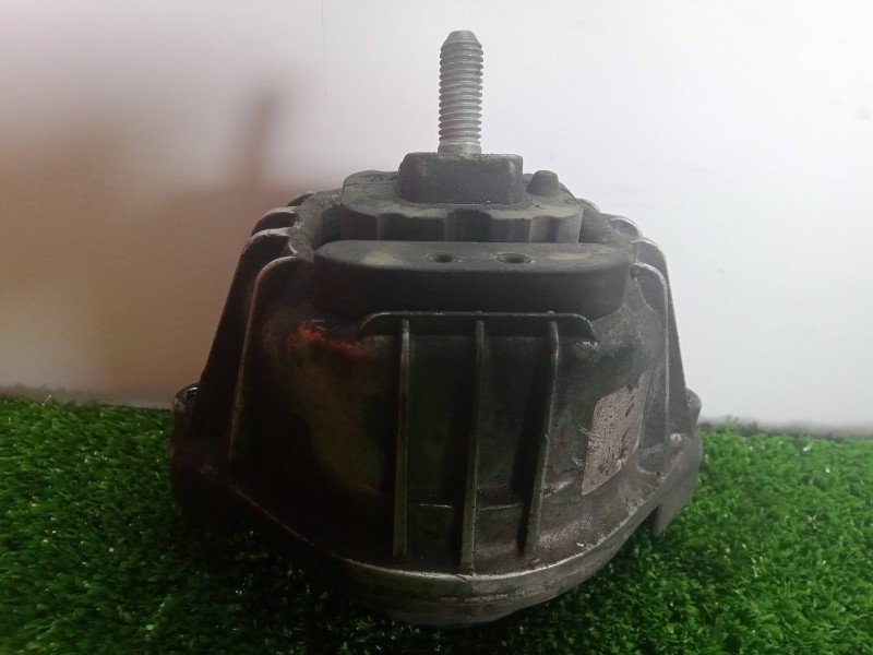 Recambio de soporte motor derecho para bmw serie 3 berlina (e90) 2.0 16v diesel referencia OEM IAM 13981112  