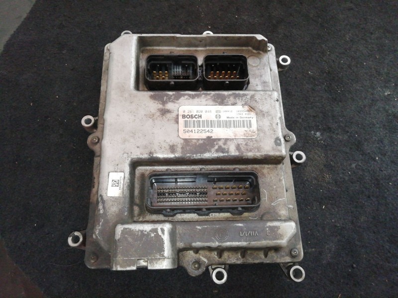 Recambio de centralita motor uce para iveco eurocargo 100e18 e5 referencia OEM IAM 0281020048 - 504122542  BOSCH