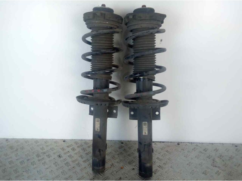 Recambio de juego amortiguadores delantero para seat ibiza (6l1) 1.2 referencia OEM IAM 6Q0413031BR  