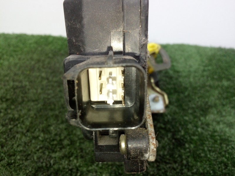 Recambio de cerradura puerta trasera izquierda para hyundai trajet (fo) 2.0 crdi cat referencia OEM IAM SIN REFERENCIA 5.PINES 