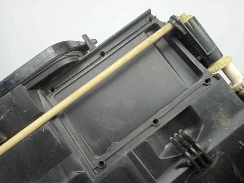 Recambio de faro izquierdo para volkswagen touareg (7la) 2.5 tdi referencia OEM IAM 7L6941017BF - 89307875 HALOGENO 