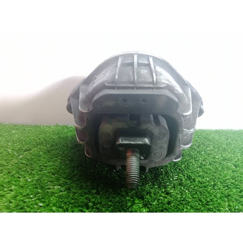 Recambio de soporte motor derecho para bmw serie 3 berlina (e90) 2.0 16v diesel referencia OEM IAM 13981112  