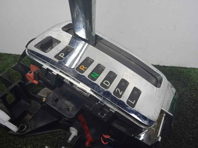 Recambio de palanca cambio para toyota corolla (e12) 1.6 16v referencia OEM IAM 3356012060 AUTOMATICA 