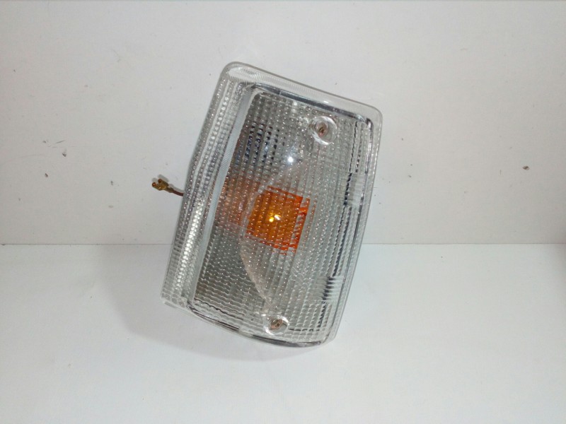 Recambio de piloto delantero derecho para fiat uno (146) 0.9 referencia OEM IAM 14300182 SIN USAR TRANSPARENTE