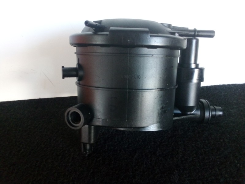 Recambio de filtro gasoil para peugeot 306 berlina 3/4/5 puertas (s2) 1.9 diesel referencia OEM IAM FC446 OVALADO 