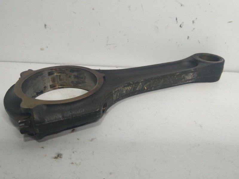 Recambio de biela para mercedes-benz clase c (w203) sportcoupe 1.8 cat referencia OEM IAM 13  