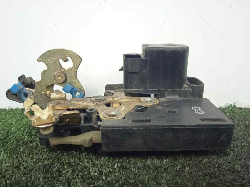 Recambio de cerradura puerta trasera izquierda para chevrolet kalos 1.4 cat referencia OEM IAM  2.PINES 