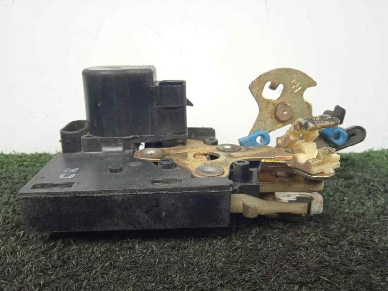 Recambio de cerradura puerta trasera derecha para chevrolet kalos 1.4 cat referencia OEM IAM  2.PINES 