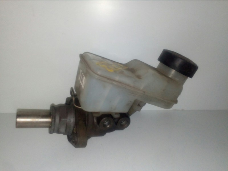 Recambio de bomba freno para toyota yaris 1.4 turbodiesel cat referencia OEM IAM 36095  