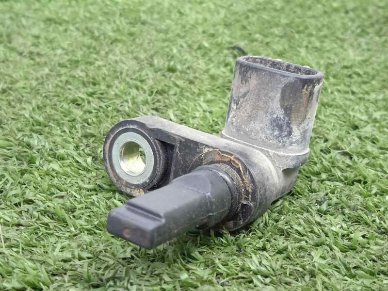 Recambio de sensor para toyota land cruiser (j15) 3.0 turbodiesel cat referencia OEM IAM 8954260050 SENSOR.ABS 