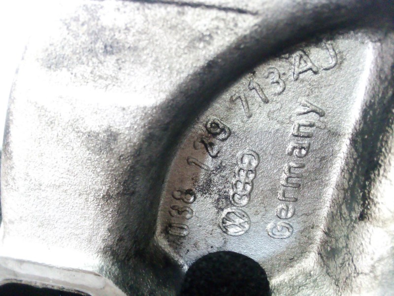 Recambio de colector admision para volkswagen passat berlina (3b3) 1.9 tdi referencia OEM IAM 038129713AJ  