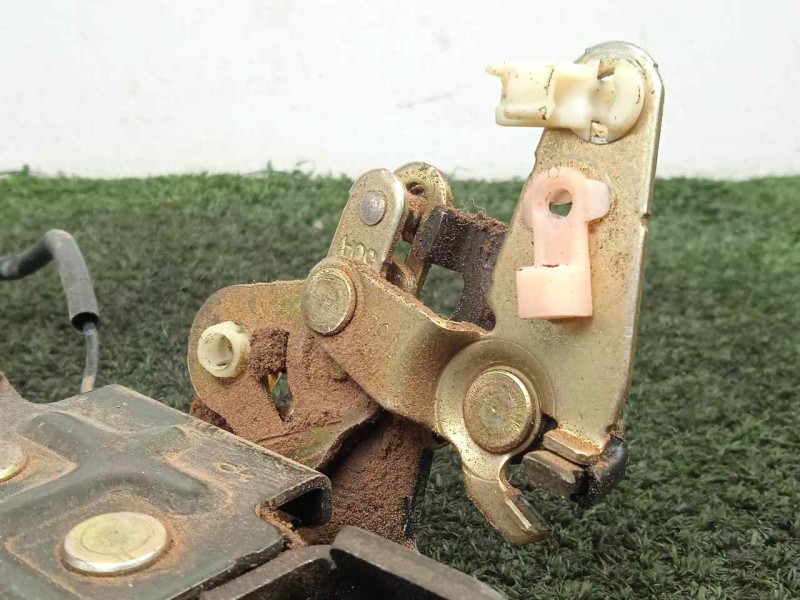 Recambio de cerradura maletero / porton para kia carens 2.0 crdi referencia OEM IAM  02-06 