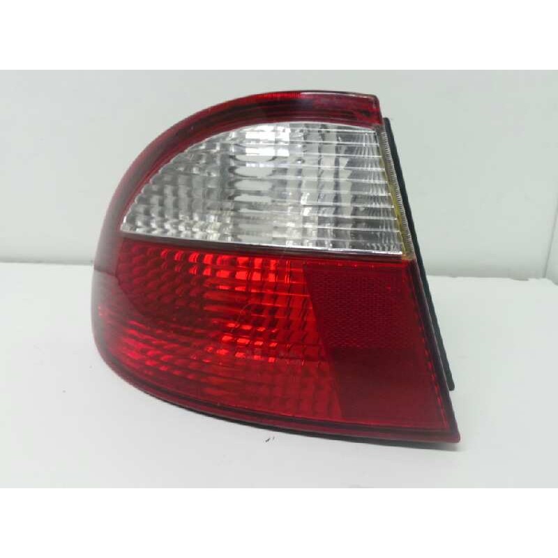 Recambio de piloto trasero izquierdo para daewoo lanos cool referencia OEM IAM  97-00 - 4.PUERTAS EXTERIOR