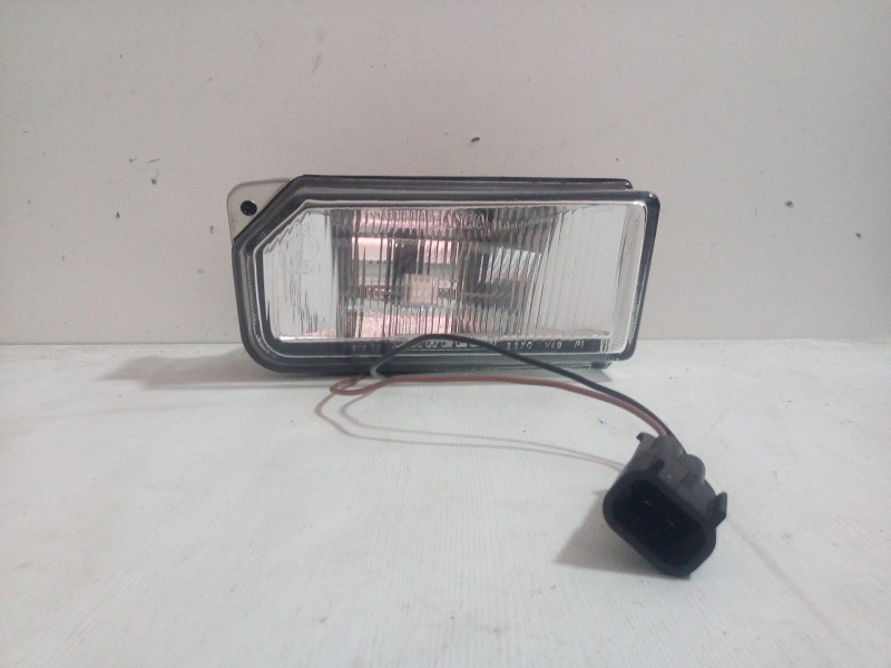 Recambio de faro antiniebla derecho para lancia delta 1.4 cat referencia OEM IAM 36020700 - 82489683 SIN USO 