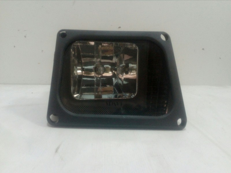 Recambio de faro antiniebla izquierdo para lancia delta 1.4 cat referencia OEM IAM 36690795 CARELLO SIN USO