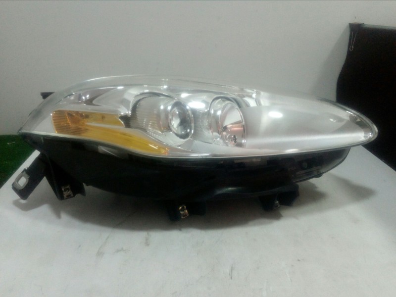 Recambio de faro derecho para fiat bravo (198) 1.4 16v cat referencia OEM IAM 00517575340 SIN USO 