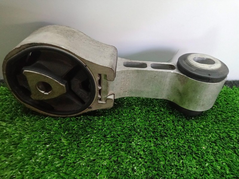 Recambio de soporte motor derecho para renault laguna iii 1.5 dci diesel referencia OEM IAM 113560381R  
