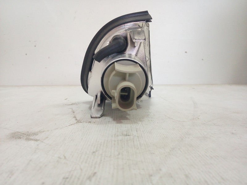 Recambio de piloto delantero izquierdo para lancia delta 1.4 cat referencia OEM IAM 88200658S SIN USO 