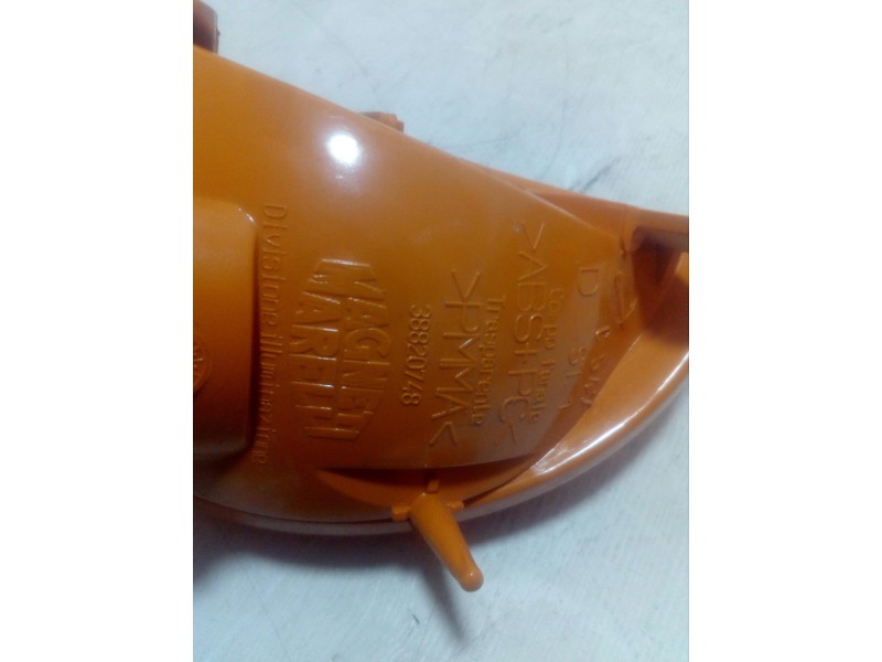 Recambio de piloto delantero derecho para fiat seicento (187) 0.9 cat referencia OEM IAM 38820748 SIN USO 