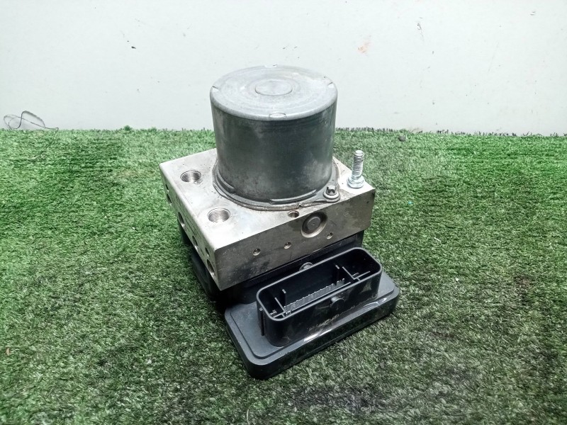 Recambio de abs para iveco daily vi furgoneta 33s12, 35s12, 35c12 referencia OEM IAM 0265956214 - 5801815699 - 10R0312829  