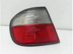 Recambio de piloto trasero izquierdo para nissan primera berlina (p11) referencia OEM IAM  96-99 - BLANCO / ROJO EXTERIOR - 4.PU