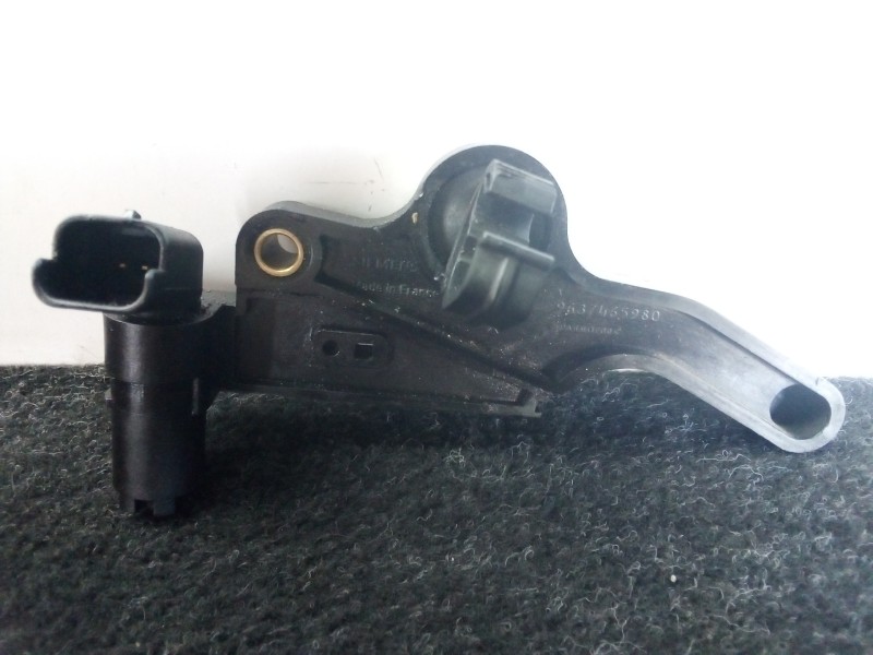 Recambio de captador volante motor para citroën c4 berlina 1.4 16v referencia OEM IAM 9637465980  