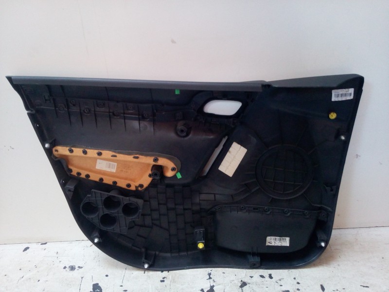 Recambio de guarnecido puerta delantera derecha para citroën c3 1.1 referencia OEM IAM   