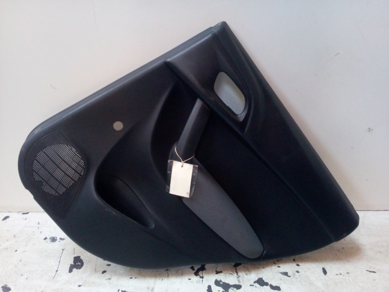 Recambio de guarnecido puerta trasera derecha para citroën c3 1.1 referencia OEM IAM   