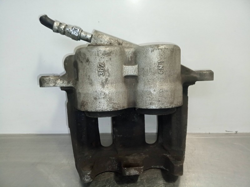Recambio de pinza freno delantera derecha para mercedes-benz vito caja cerrada 6.03  2.1 cdi cat referencia OEM IAM REF:2X482830