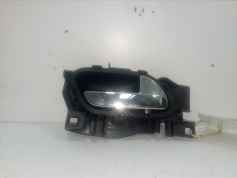 Recambio de maneta interior trasera derecha para citroën c3 1.1 referencia OEM IAM 9683446577 - 9683446077  