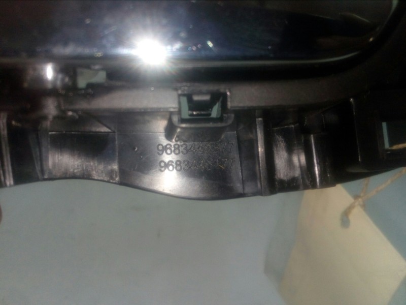 Recambio de maneta interior delantera izquierda para citroën c3 1.1 referencia OEM IAM 9683446877 - 9683446177  