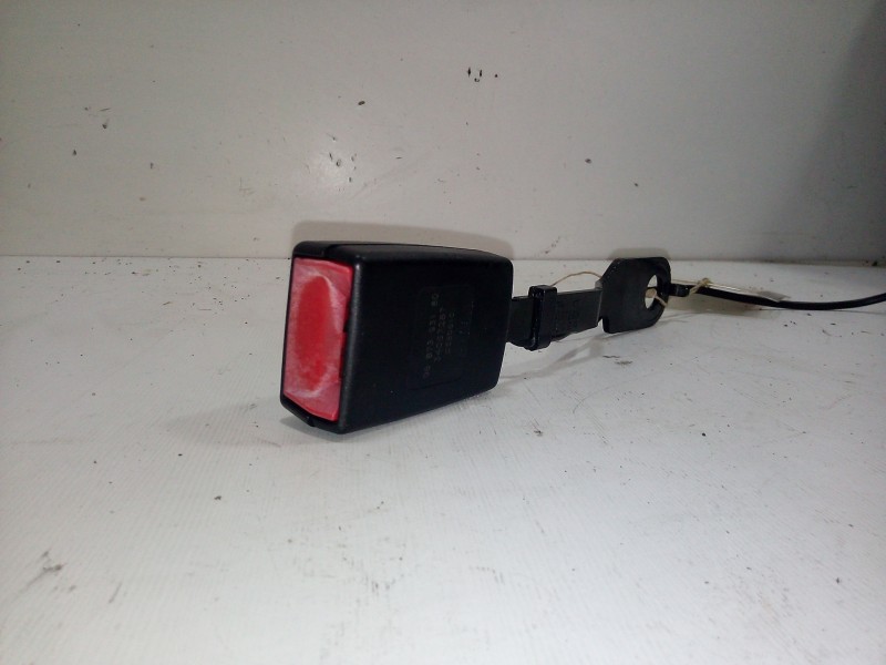 Recambio de enganche cinturon delantero izquierdo para citroën c3 1.1 referencia OEM IAM 9687393180 - 34067287 ENGANCHE 