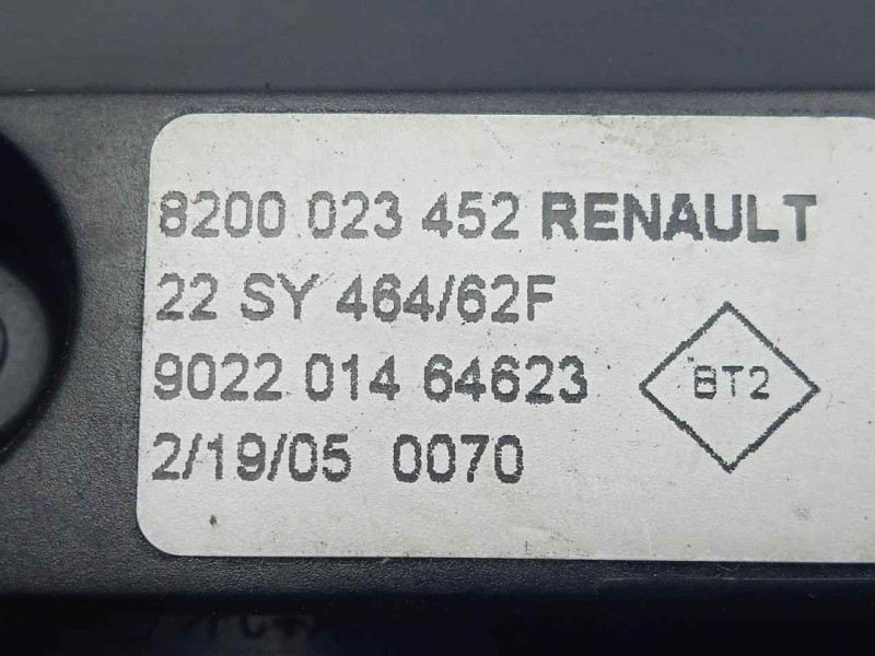 Recambio de mando multifuncion para renault espace iv (jk0) 2.2 dci turbodiesel referencia OEM IAM 8200023452  