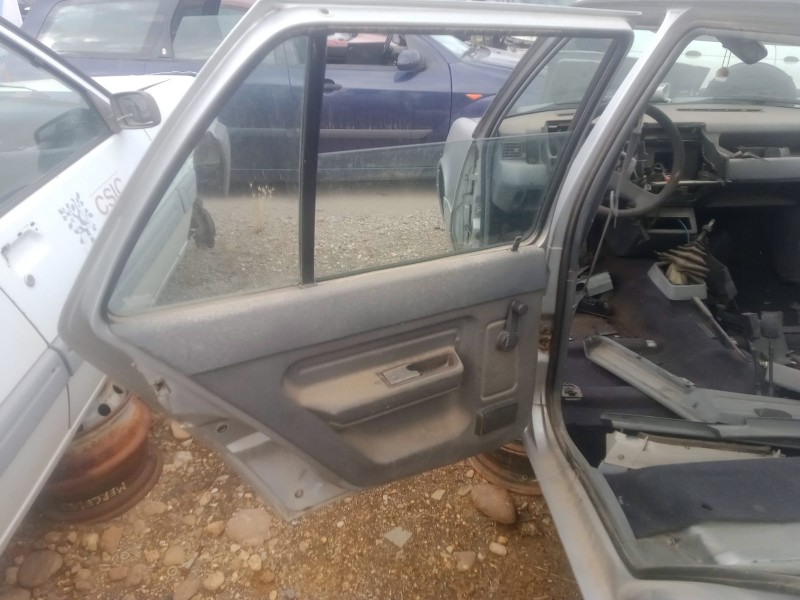 Recambio de puerta trasera izquierda para renault 5 (b/c40) 1.4 referencia OEM IAM   COMPLETA