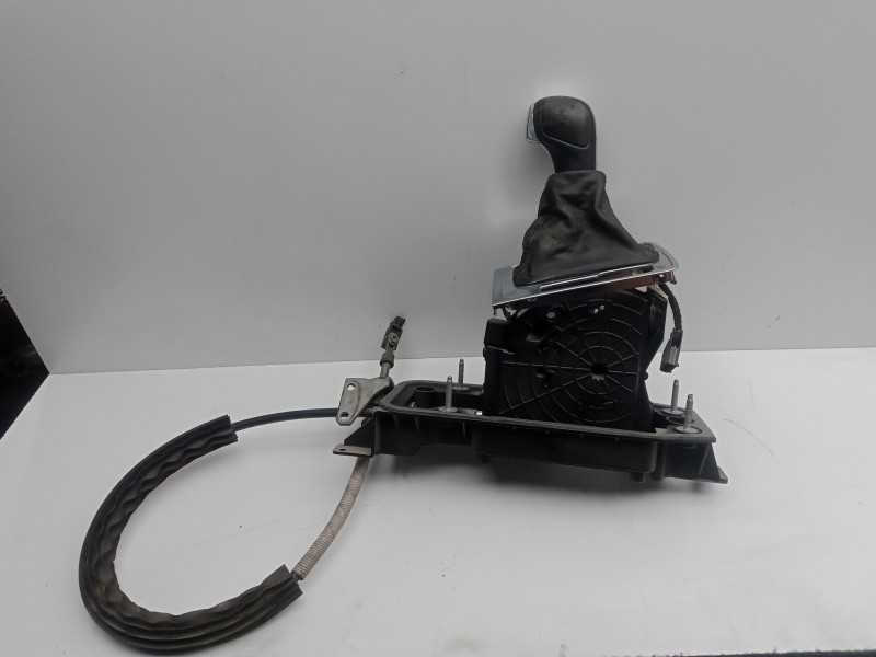 Recambio de palanca cambio para volkswagen passat cc (357) 2.0 tdi referencia OEM IAM 3AB713023A  
