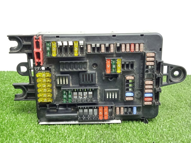Recambio de caja reles / fusibles para bmw 1 (f20) 116 d referencia OEM IAM 926111103  