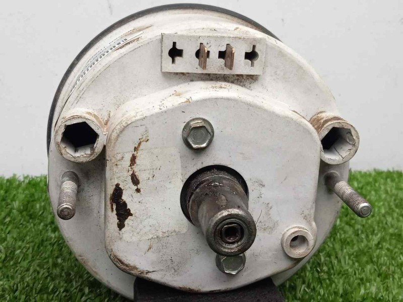 Recambio de reloj cuenta kilometros para nissan trade 2.8d referencia OEM IAM   