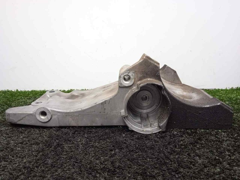Recambio de soporte alternador para seat ibiza (6l1) 1.4 16v referencia OEM IAM 036145169  